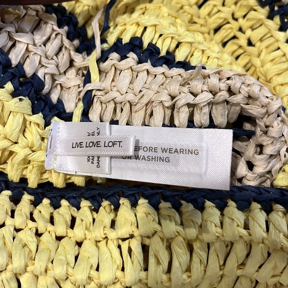 Loft Woven Yellow Beach Tote Bag with Matching Wristlet - Picture 5 of 6